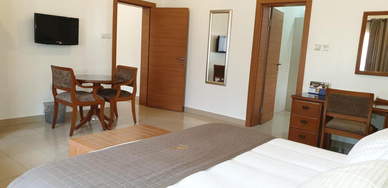 Prince Hotel Кано Экстерьер фото