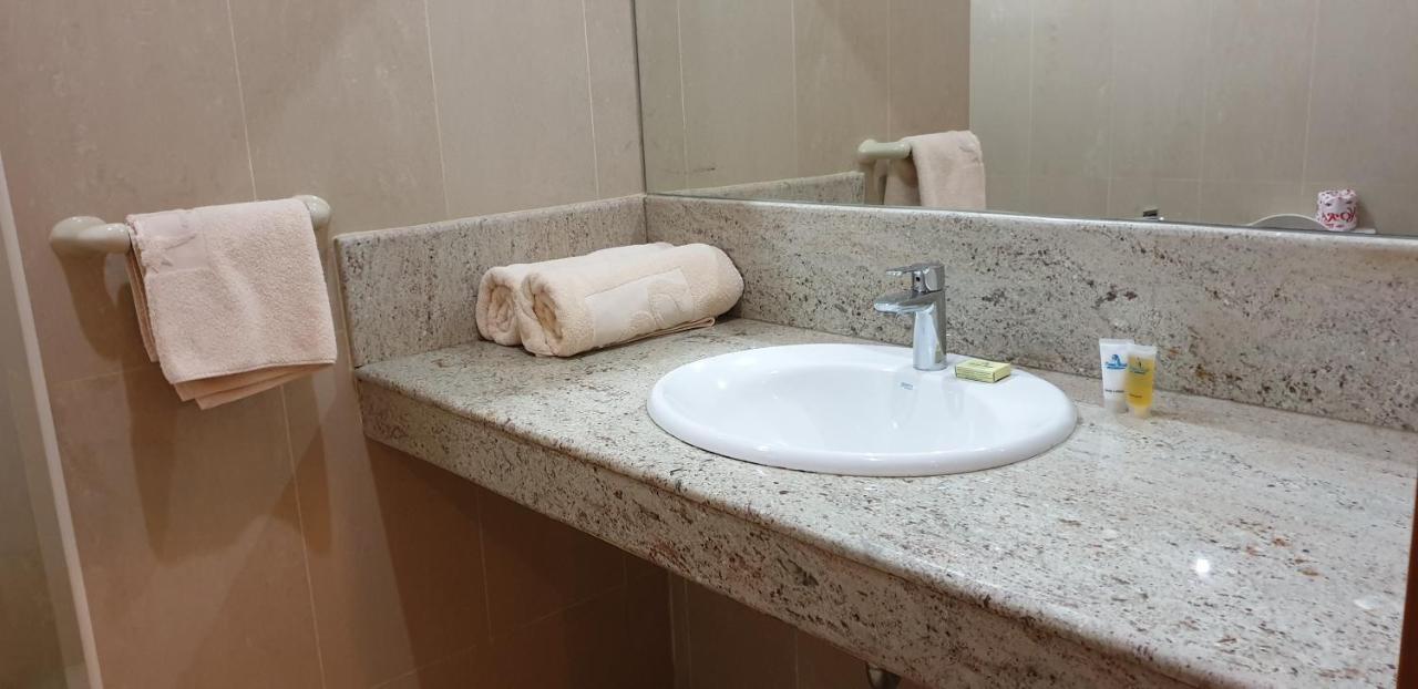 Prince Hotel Кано Экстерьер фото